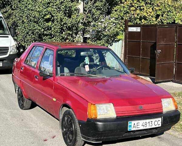 Красный ЗАЗ 1103 Славута, объемом двигателя 1.2 л и пробегом 130 тыс. км за 900 $, фото 1 на Automoto.ua
