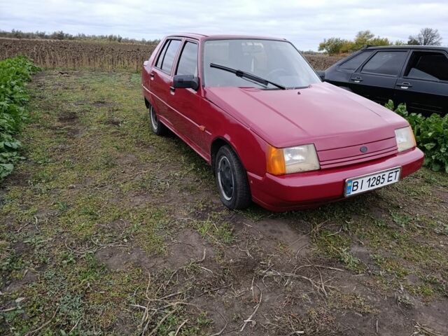 Красный ЗАЗ 1103 Славута, объемом двигателя 0 л и пробегом 134 тыс. км за 800 $, фото 1 на Automoto.ua