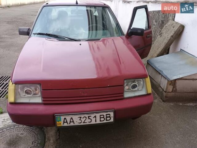 Красный ЗАЗ 1103 Славута, объемом двигателя 1.2 л и пробегом 180 тыс. км за 1200 $, фото 1 на Automoto.ua