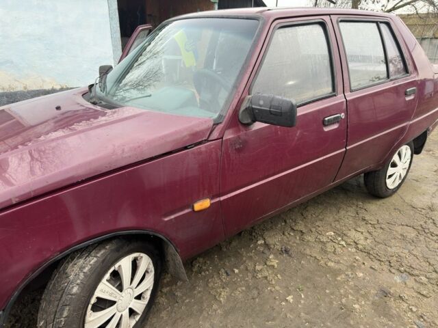 Червоний ЗАЗ 1103 Славута, об'ємом двигуна 1.2 л та пробігом 172 тис. км за 1181 $, фото 1 на Automoto.ua