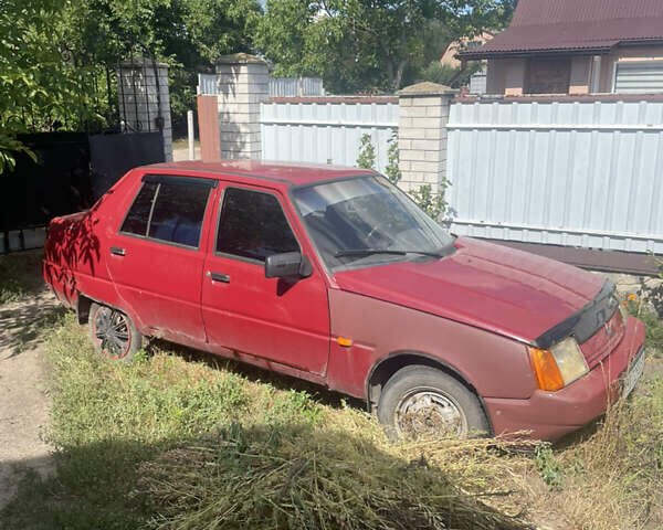 Красный ЗАЗ 1103 Славута, объемом двигателя 1.2 л и пробегом 70 тыс. км за 1000 $, фото 1 на Automoto.ua