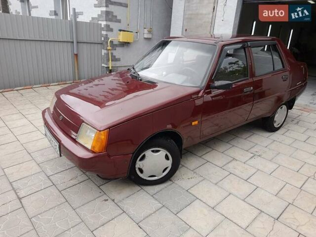 Красный ЗАЗ 1103 Славута, объемом двигателя 1.2 л и пробегом 120 тыс. км за 1250 $, фото 1 на Automoto.ua