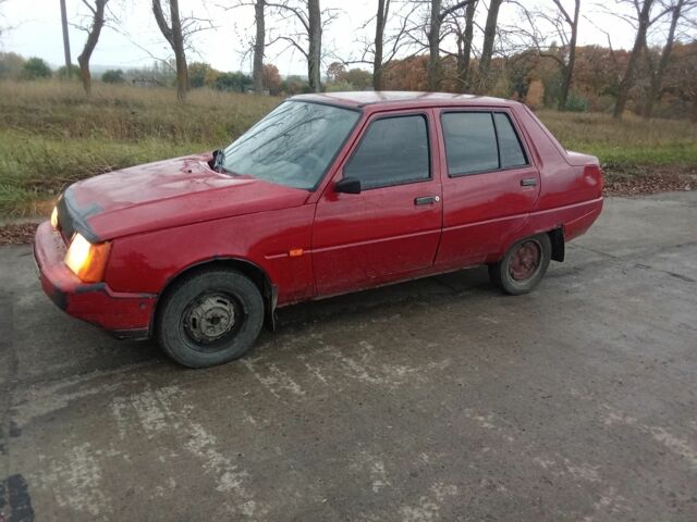 Красный ЗАЗ 1103 Славута, объемом двигателя 1 л и пробегом 221 тыс. км за 409 $, фото 1 на Automoto.ua