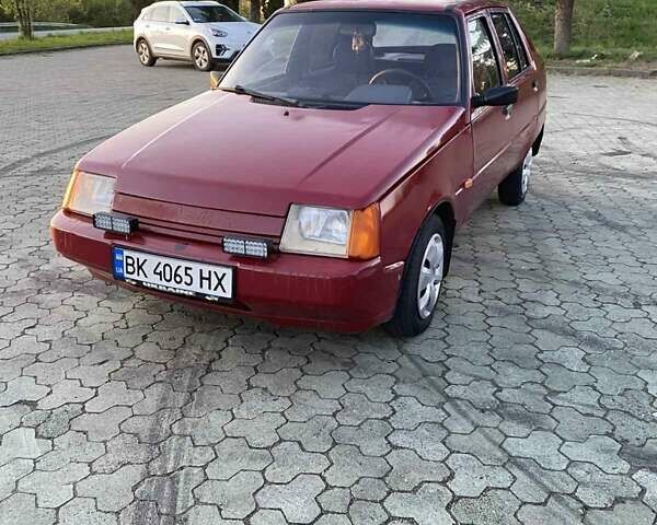 Красный ЗАЗ 1103 Славута, объемом двигателя 1.2 л и пробегом 127 тыс. км за 600 $, фото 1 на Automoto.ua