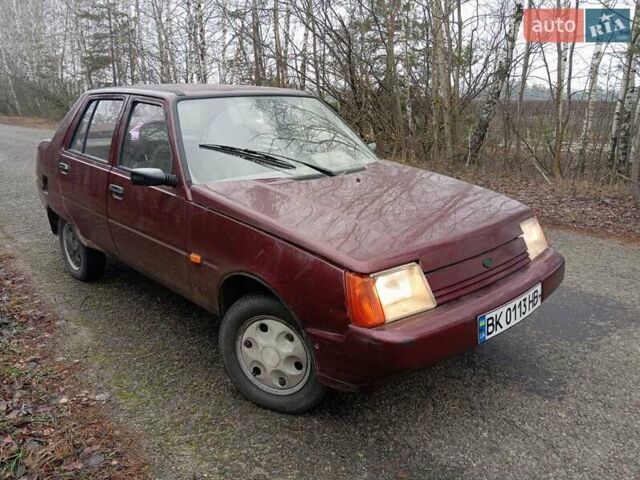 Красный ЗАЗ 1103 Славута, объемом двигателя 1.2 л и пробегом 80 тыс. км за 1400 $, фото 1 на Automoto.ua