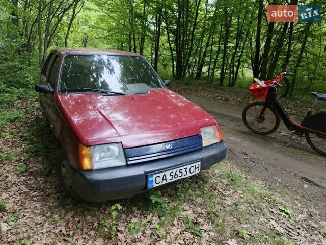 Красный ЗАЗ 1103 Славута, объемом двигателя 1.2 л и пробегом 100 тыс. км за 900 $, фото 1 на Automoto.ua