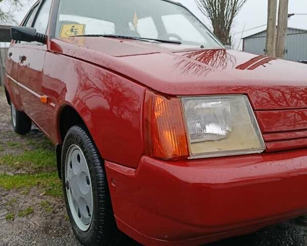 Красный ЗАЗ 1103 Славута, объемом двигателя 1.09 л и пробегом 48 тыс. км за 2350 $, фото 1 на Automoto.ua