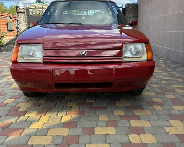 Красный ЗАЗ 1103 Славута, объемом двигателя 0 л и пробегом 31 тыс. км за 1500 $, фото 1 на Automoto.ua
