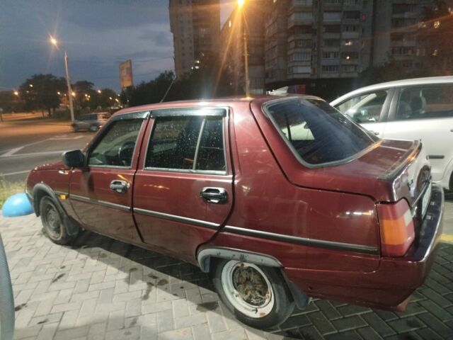 Красный ЗАЗ 1103 Славута, объемом двигателя 1.2 л и пробегом 135 тыс. км за 1000 $, фото 1 на Automoto.ua