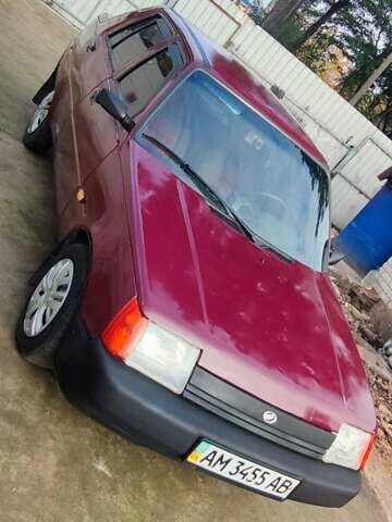 Красный ЗАЗ 1103 Славута, объемом двигателя 1.3 л и пробегом 142 тыс. км за 2000 $, фото 1 на Automoto.ua