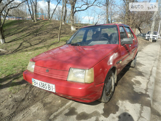 Красный ЗАЗ 1103 Славута, объемом двигателя 1.3 л и пробегом 80 тыс. км за 1600 $, фото 1 на Automoto.ua
