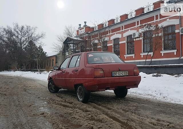 Червоний ЗАЗ 1103 Славута, об'ємом двигуна 1.2 л та пробігом 157 тис. км за 1600 $, фото 1 на Automoto.ua