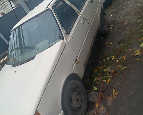 ЗАЗ 1103 Славута 2003 в Черкассах на Automoto.ua ЗАЗ 1103 Славута, объемом двигателя 1.2 л и пробегом 100 тыс. км за 379 $, фото 1 на Automoto.ua