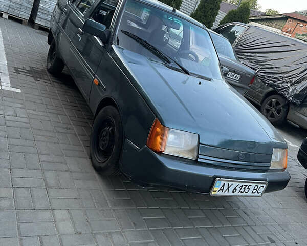 ЗАЗ 1103 Славута 2004 в Харькове на Automoto.ua ЗАЗ 1103 Славута, объемом двигателя 1.2 л и пробегом 250 тыс. км за 850 $, фото 1 на Automoto.ua