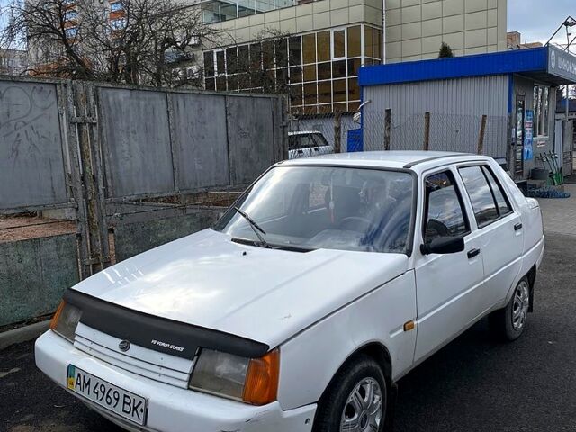 ЗАЗ 1103 Славута, объемом двигателя 1.2 л и пробегом 82 тыс. км за 1100 $, фото 1 на Automoto.ua