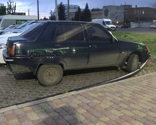 ЗАЗ 1103 Славута 2007 в Полтаве на Automoto.ua ЗАЗ 1103 Славута, объемом двигателя 1.1 л и пробегом 51 тыс. км за 1500 $, фото 1 на Automoto.ua