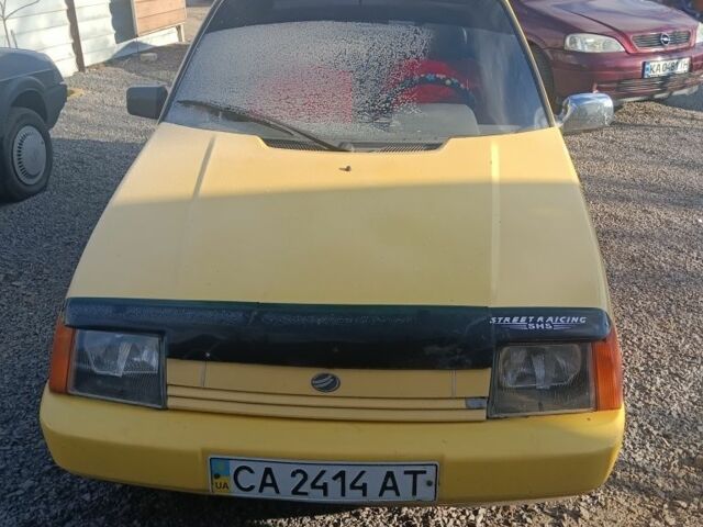 Жовтий ЗАЗ 1103 Славута, об'ємом двигуна 1.2 л та пробігом 100 тис. км за 596 $, фото 1 на Automoto.ua