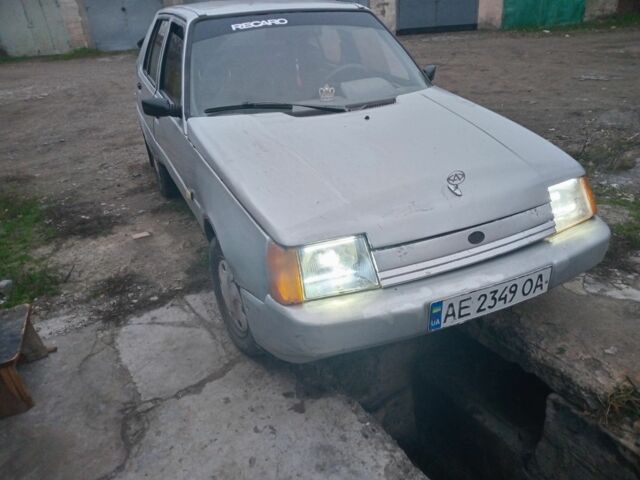 Серый ЗАЗ 1103 Славута, объемом двигателя 0 л и пробегом 5 тыс. км за 625 $, фото 1 на Automoto.ua