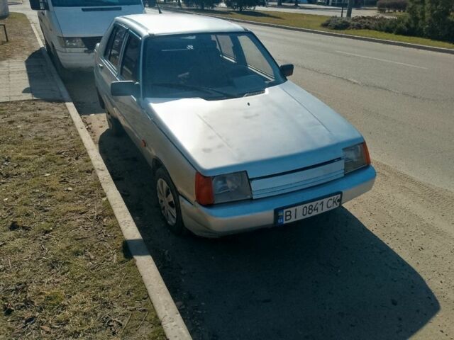 Серый ЗАЗ 1103 Славута, объемом двигателя 1.2 л и пробегом 250 тыс. км за 750 $, фото 1 на Automoto.ua