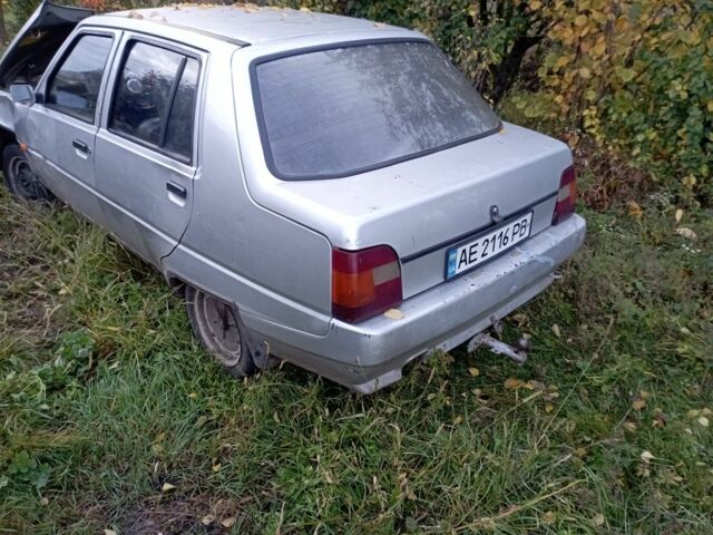 Сірий ЗАЗ 1103 Славута, об'ємом двигуна 1.2 л та пробігом 125 тис. км за 300 $, фото 1 на Automoto.ua