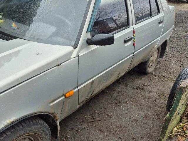 Сірий ЗАЗ 1103 Славута, об'ємом двигуна 0 л та пробігом 110 тис. км за 700 $, фото 1 на Automoto.ua