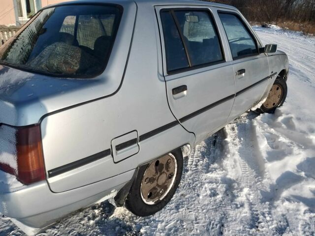 Сірий ЗАЗ 1103 Славута, об'ємом двигуна 1.3 л та пробігом 250 тис. км за 850 $, фото 1 на Automoto.ua