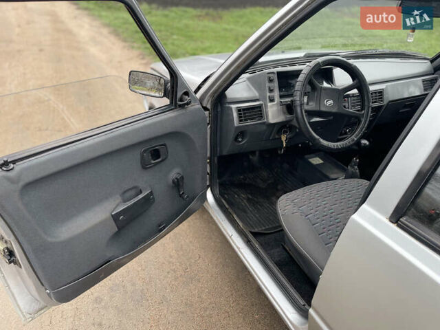 Сірий ЗАЗ 1103 Славута, об'ємом двигуна 1.1 л та пробігом 96 тис. км за 1200 $, фото 1 на Automoto.ua