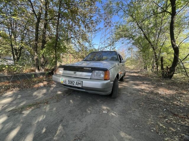 Серый ЗАЗ 1103 Славута, объемом двигателя 1.2 л и пробегом 79 тыс. км за 650 $, фото 1 на Automoto.ua
