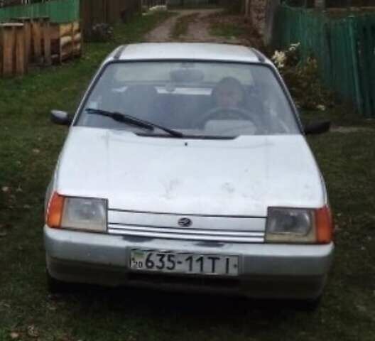 Серый ЗАЗ 1103 Славута, объемом двигателя 1.2 л и пробегом 100 тыс. км за 420 $, фото 1 на Automoto.ua