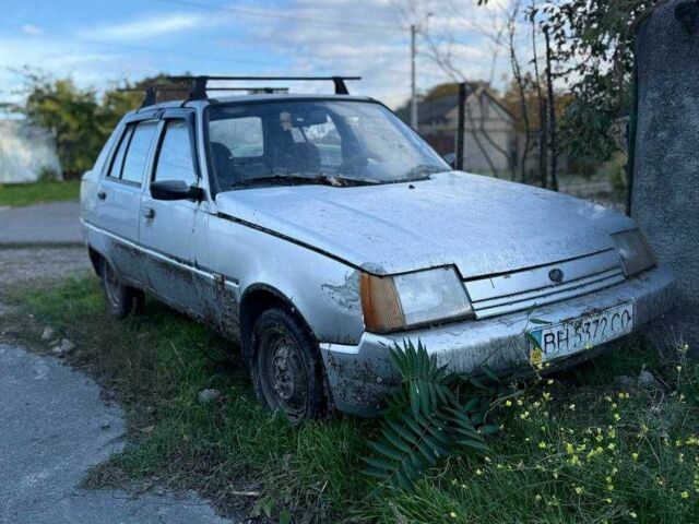 ЗАЗ 1103 Славута 2004 у Одесі на Automoto.ua Сірий ЗАЗ 1103 Славута, об'ємом двигуна 1.2 л та пробігом 200 тис. км за 350 $, фото 1 на Automoto.ua