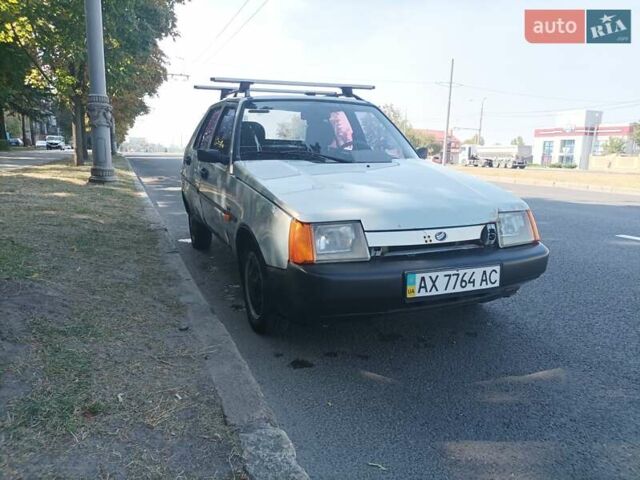 Серый ЗАЗ 1103 Славута, объемом двигателя 1.2 л и пробегом 200 тыс. км за 600 $, фото 1 на Automoto.ua
