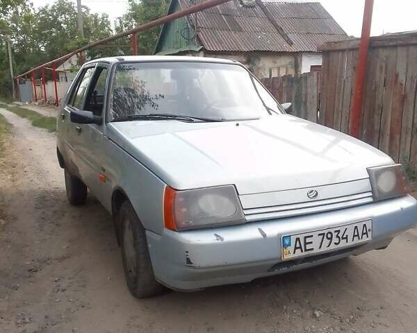 Серый ЗАЗ 1103 Славута, объемом двигателя 1.2 л и пробегом 200 тыс. км за 888 $, фото 1 на Automoto.ua