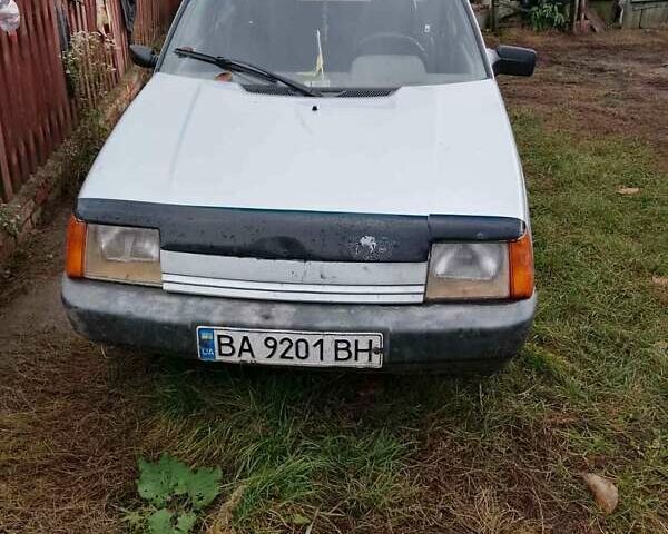 Серый ЗАЗ 1103 Славута, объемом двигателя 1.2 л и пробегом 180 тыс. км за 500 $, фото 1 на Automoto.ua