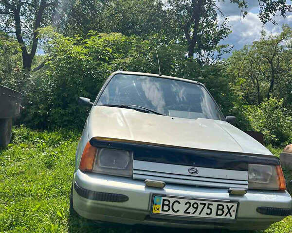 Серый ЗАЗ 1103 Славута, объемом двигателя 1.2 л и пробегом 175 тыс. км за 500 $, фото 1 на Automoto.ua