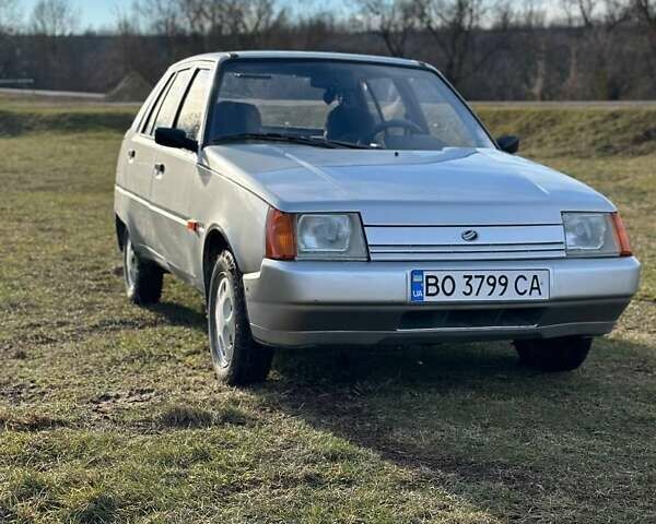 Серый ЗАЗ 1103 Славута, объемом двигателя 1.2 л и пробегом 44 тыс. км за 1500 $, фото 1 на Automoto.ua