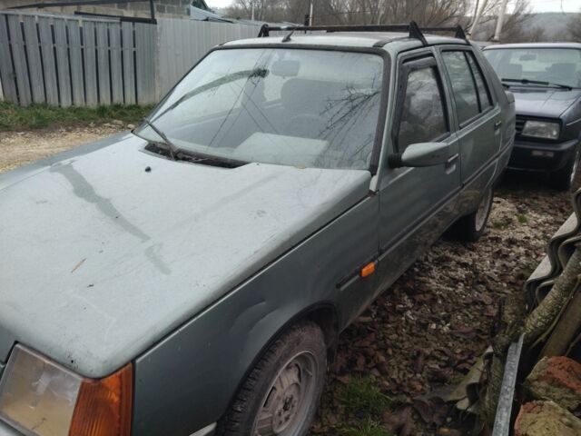 Серый ЗАЗ 1103 Славута, объемом двигателя 0 л и пробегом 900 тыс. км за 650 $, фото 1 на Automoto.ua