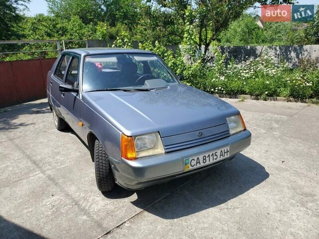 Серый ЗАЗ 1103 Славута, объемом двигателя 1.2 л и пробегом 63 тыс. км за 2400 $, фото 1 на Automoto.ua