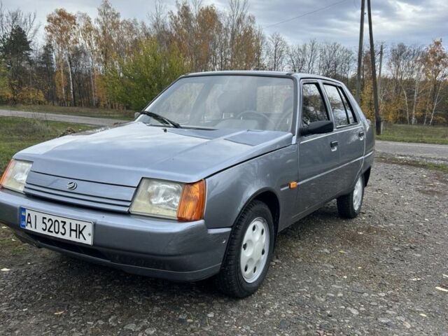 ЗАЗ 1103 Славута 2006 в Зенькове на Automoto.ua Серый ЗАЗ 1103 Славута, объемом двигателя 1.2 л и пробегом 30 тыс. км за 1950 $, фото 1 на Automoto.ua
