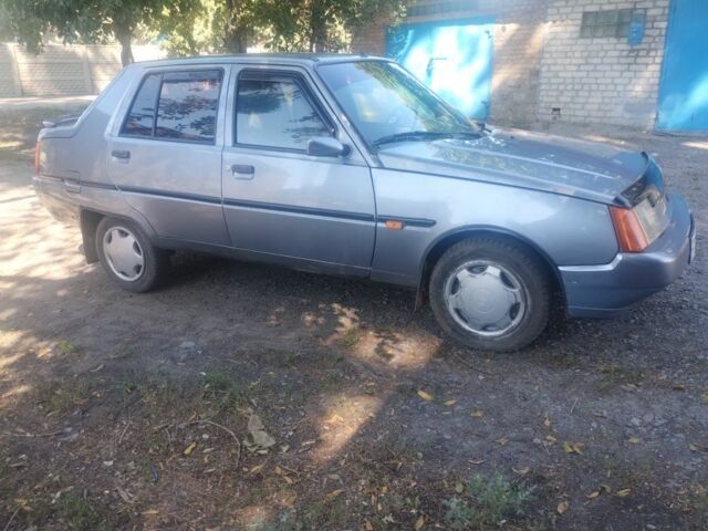 Серый ЗАЗ 1103 Славута, объемом двигателя 1.3 л и пробегом 120 тыс. км за 2000 $, фото 1 на Automoto.ua