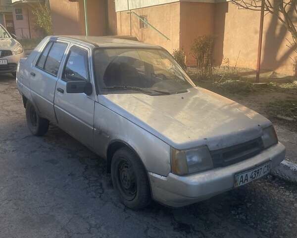 Серый ЗАЗ 1103 Славута, объемом двигателя 1.2 л и пробегом 203 тыс. км за 769 $, фото 1 на Automoto.ua