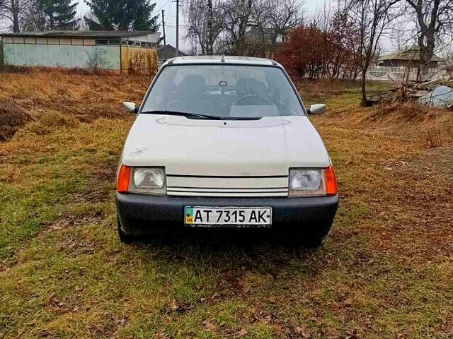 Серый ЗАЗ 1103 Славута, объемом двигателя 1.2 л и пробегом 354 тыс. км за 750 $, фото 1 на Automoto.ua