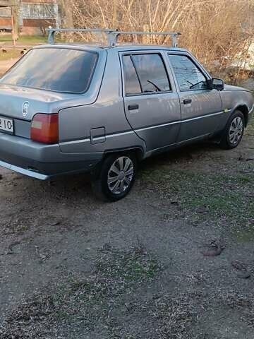 Серый ЗАЗ 1103 Славута, объемом двигателя 1.3 л и пробегом 140 тыс. км за 1400 $, фото 1 на Automoto.ua