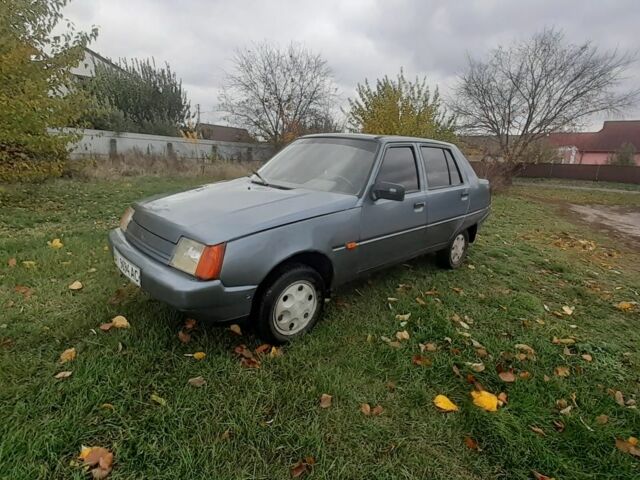 Сірий ЗАЗ 1103 Славута, об'ємом двигуна 0 л та пробігом 200 тис. км за 713 $, фото 1 на Automoto.ua