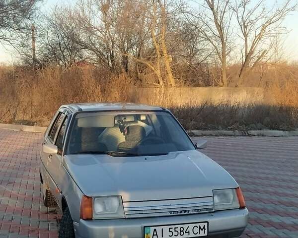 Серый ЗАЗ 1103 Славута, объемом двигателя 1.3 л и пробегом 157 тыс. км за 1700 $, фото 1 на Automoto.ua