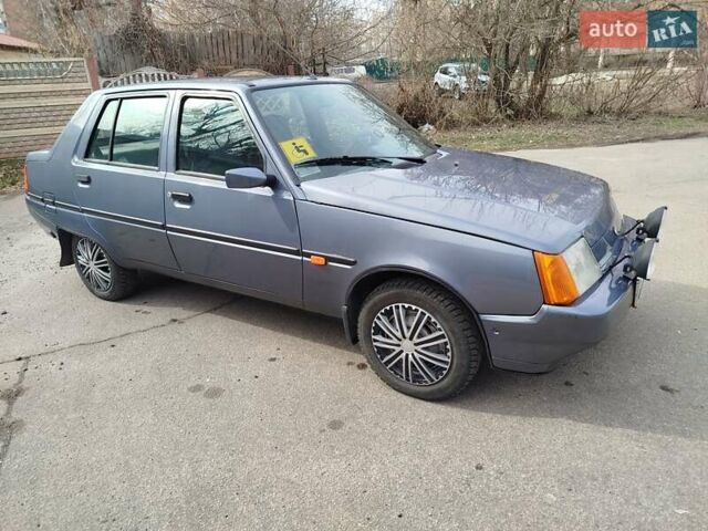 Серый ЗАЗ 1103 Славута, объемом двигателя 1.3 л и пробегом 49 тыс. км за 2550 $, фото 1 на Automoto.ua