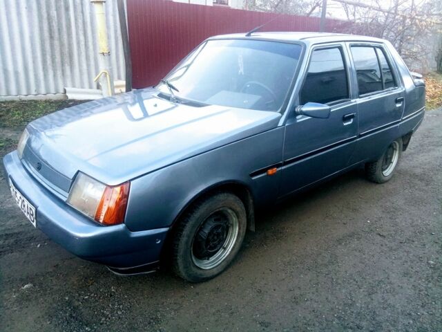 Синий ЗАЗ 1103 Славута, объемом двигателя 0 л и пробегом 150 тыс. км за 400 $, фото 1 на Automoto.ua