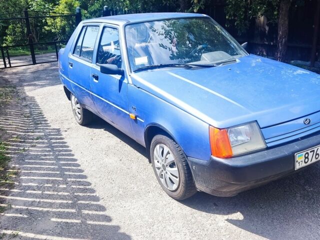 Синій ЗАЗ 1103 Славута, об'ємом двигуна 1.2 л та пробігом 142 тис. км за 800 $, фото 1 на Automoto.ua
