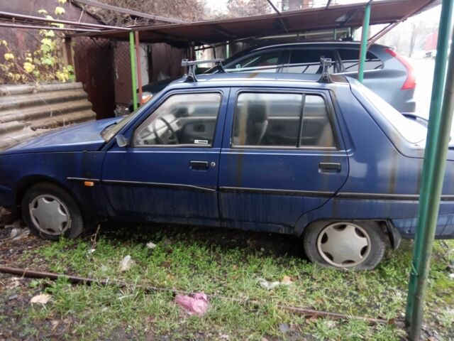 Синий ЗАЗ 1103 Славута, объемом двигателя 1.3 л и пробегом 55 тыс. км за 384 $, фото 1 на Automoto.ua