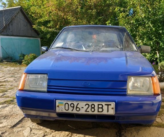 Синий ЗАЗ 1103 Славута, объемом двигателя 1.2 л и пробегом 155 тыс. км за 954 $, фото 1 на Automoto.ua