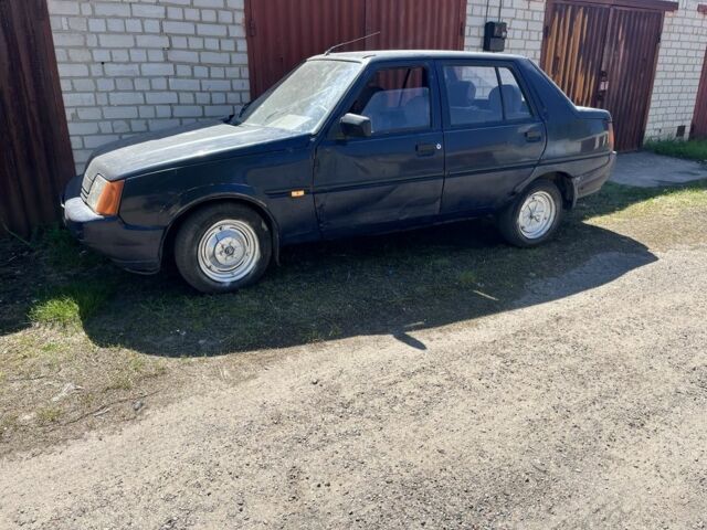 Синий ЗАЗ 1103 Славута, объемом двигателя 1.2 л и пробегом 174 тыс. км за 500 $, фото 1 на Automoto.ua
